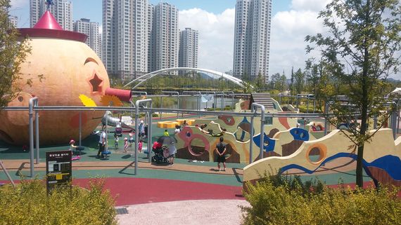 韩国夏季旅游:带你玩转仁川五大免费水上乐园--青罗中央湖水公园。-- 中韩人力网