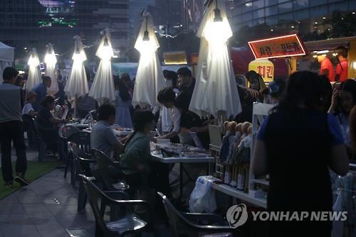 首尔市的'夜鬼怪夜市'被外国人评选为最优。 -- 中韩人力网 