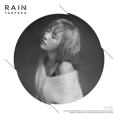 泰妍单曲《Rain》封面，2016韩国偶像歌手单曲王:少女时代泰妍跻身百强榜。--- 中韩人力网
