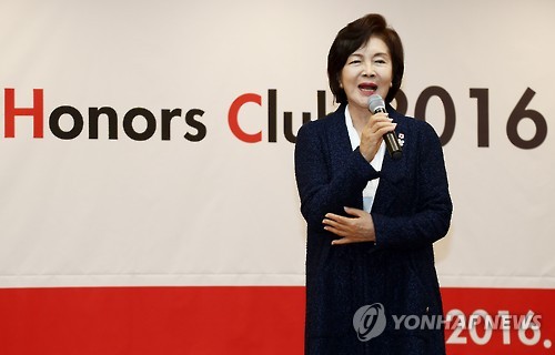 李健熙夫人洪罗喜将在三星经营权过渡期扮演核心角色。--- 中韩人力网