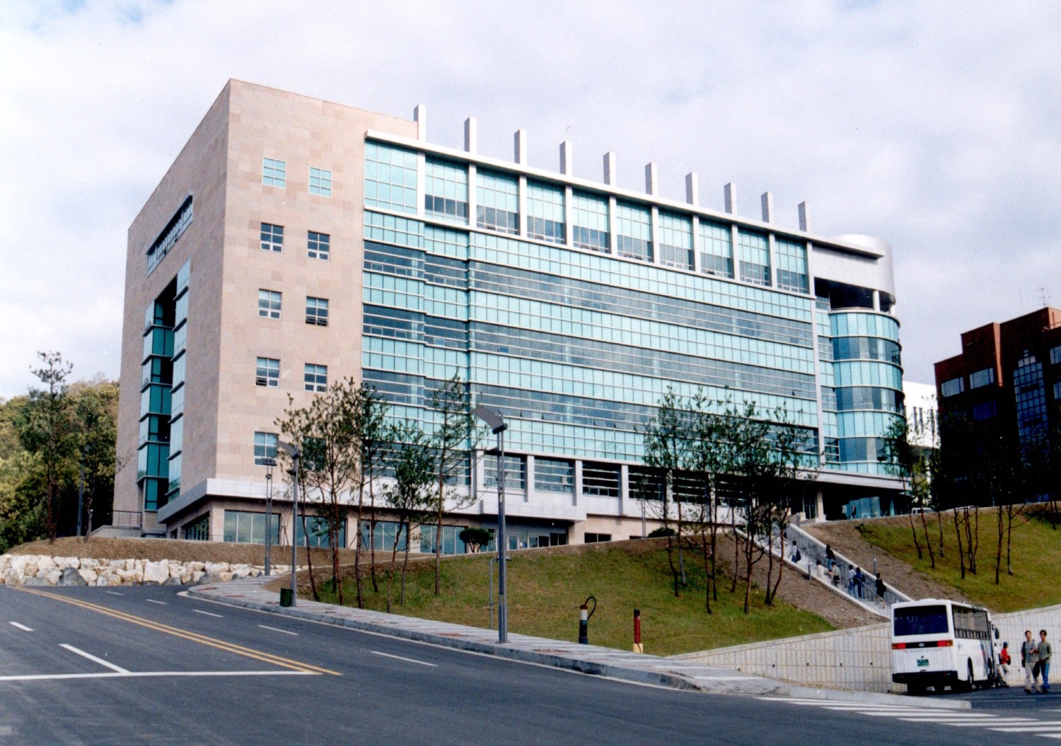 空乘留学—— Dream School（韩国水原科学大学）