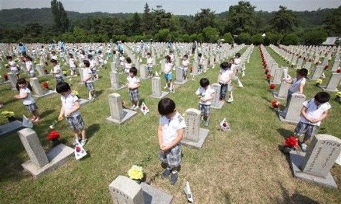韩国的学生教育.jpg