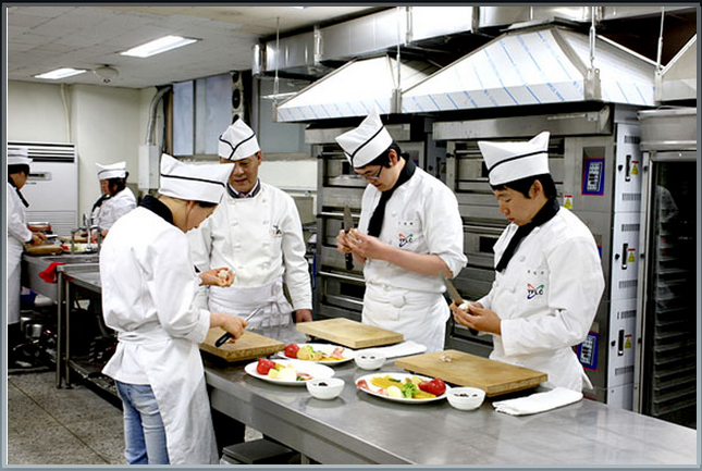 韩国岭南外国语大学膳食料理专业