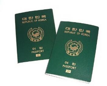 中国驻韩使馆要求韩国人申请团签时上交护照原件。 -- 中韩人力网