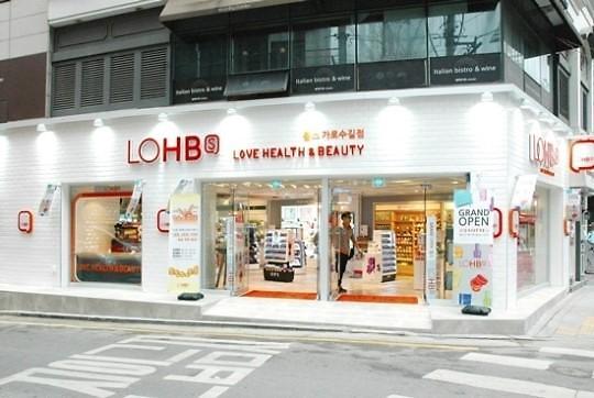 韩式药妆店生意火爆 突破1万亿韩元。 中韩人力网