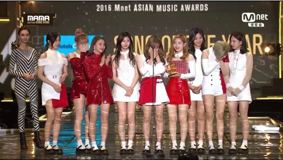 2016 MAMA,TWICE,Mnet,	周子瑜,中韩人力网,韩国娱乐新闻