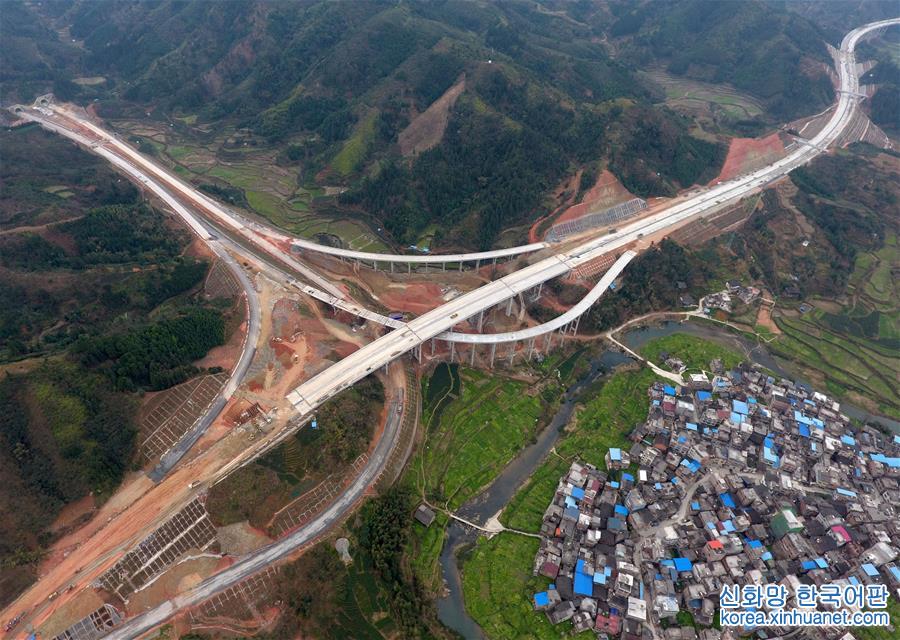 （经济）（1）广西“十三五”期间高速公路里程将达7000公里