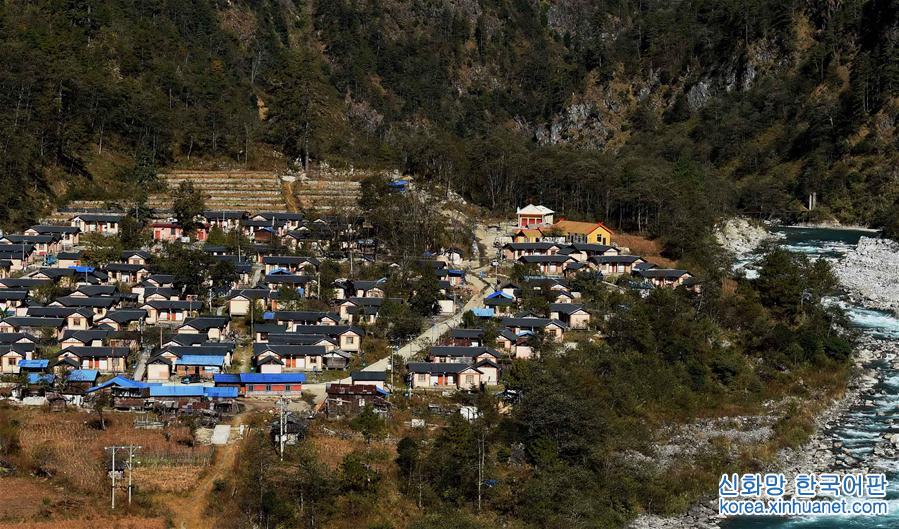 （社会）（1）云南：“直过民族”聚居区2016年11万人脱贫