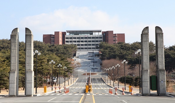 韩国孝山高等学校图片图片
