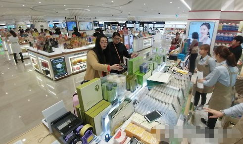 中韩人力网获悉，韩免税店9月销售再创新高 年销售或近800亿