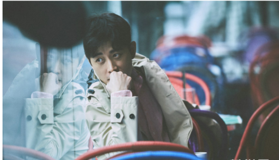 뤄진(罗晋) 프랑스 파리의 길거리 화보 공개