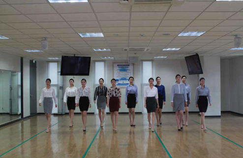 女生21世纪经济发展十大需求专业之一