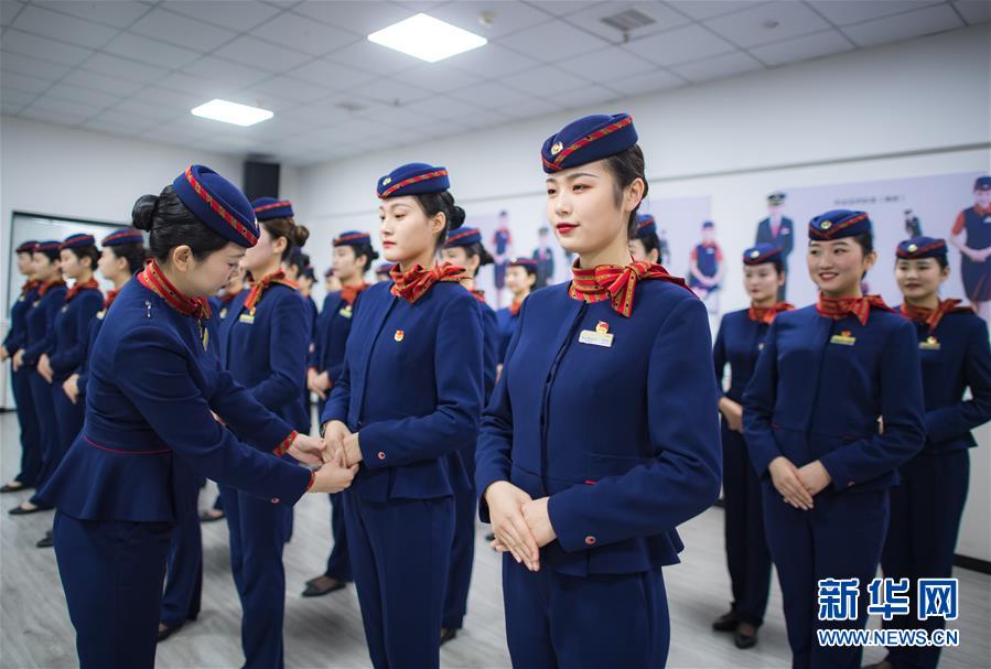 우한 고속철 승무원 설 대이동 만반의 준비