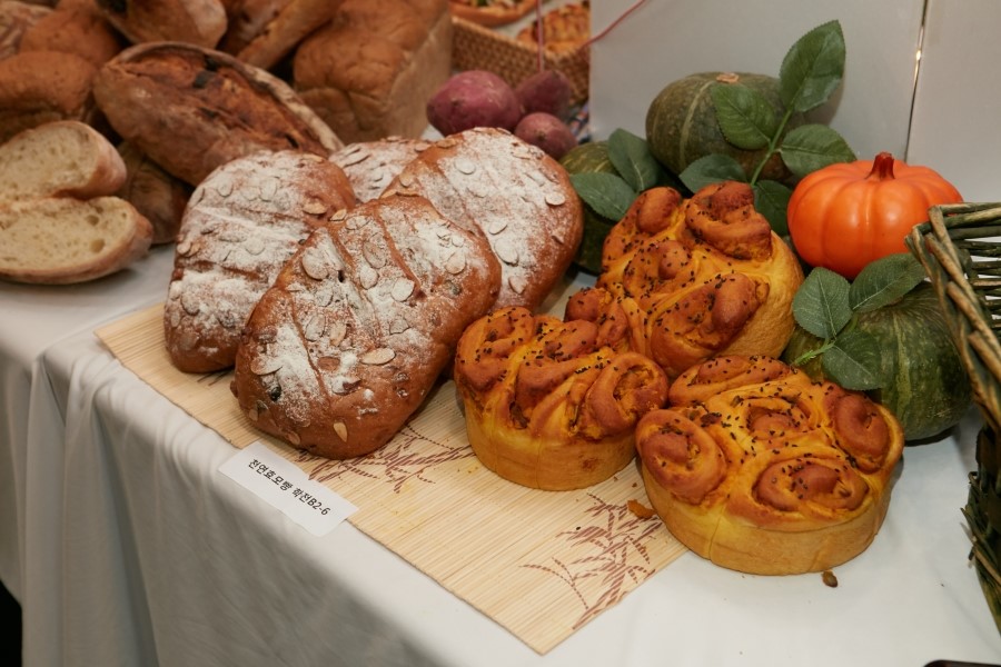 培养带领饮食服务业的专门人才为目标——酒店烹饪面点系——韩国留学申请中心