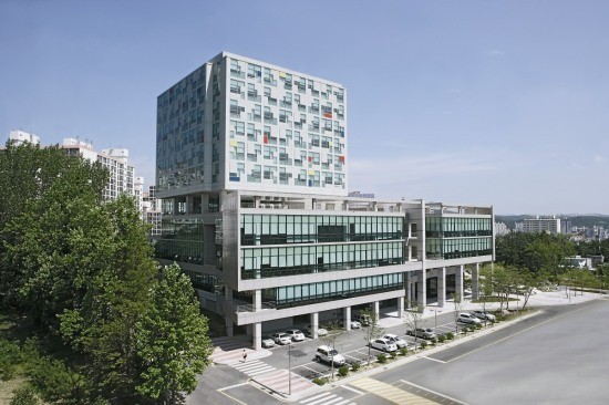 韩国大学排名靠前名校申请时，如何提高自己的竞争力？