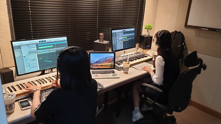 创造美丽艺术为教育目的 ——作曲系