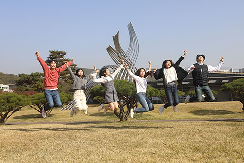 申请韩国艺术留学的条件——韩国留学申请中心网